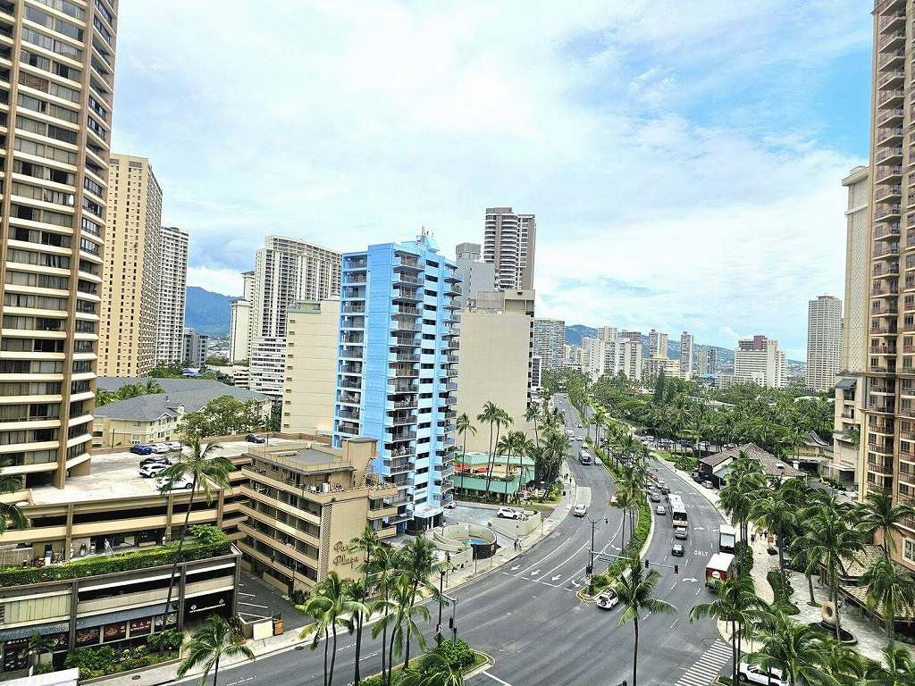 1br10f (12)