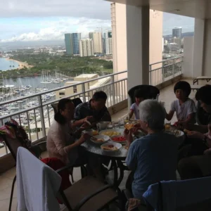 ラナイで食事